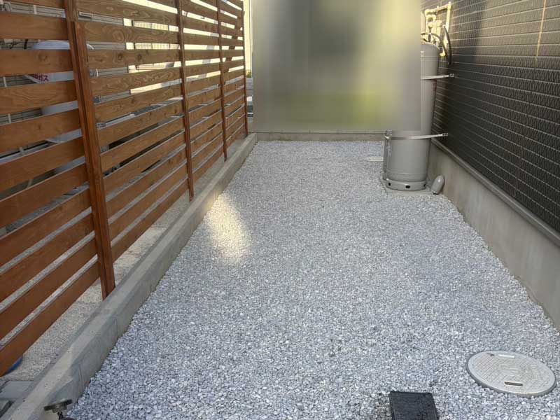 大泉町外構砕石敷施工例