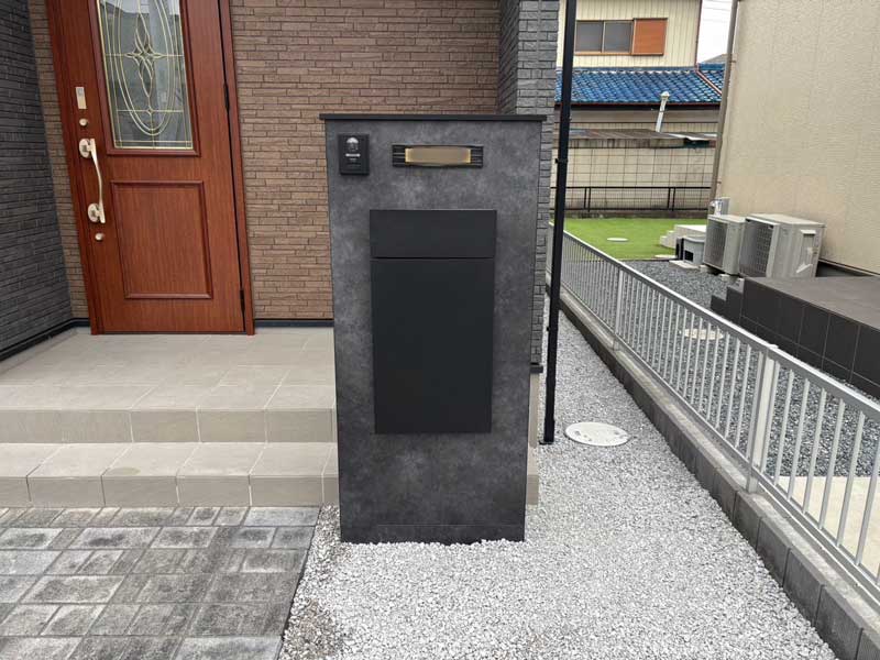 群馬太田市外構門柱宅配ポスト