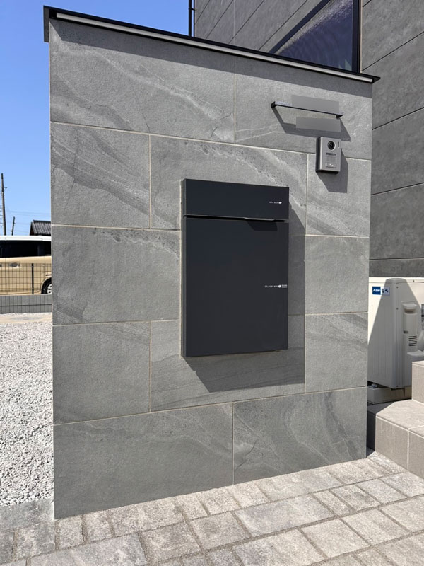 群馬外構おしゃれな門柱