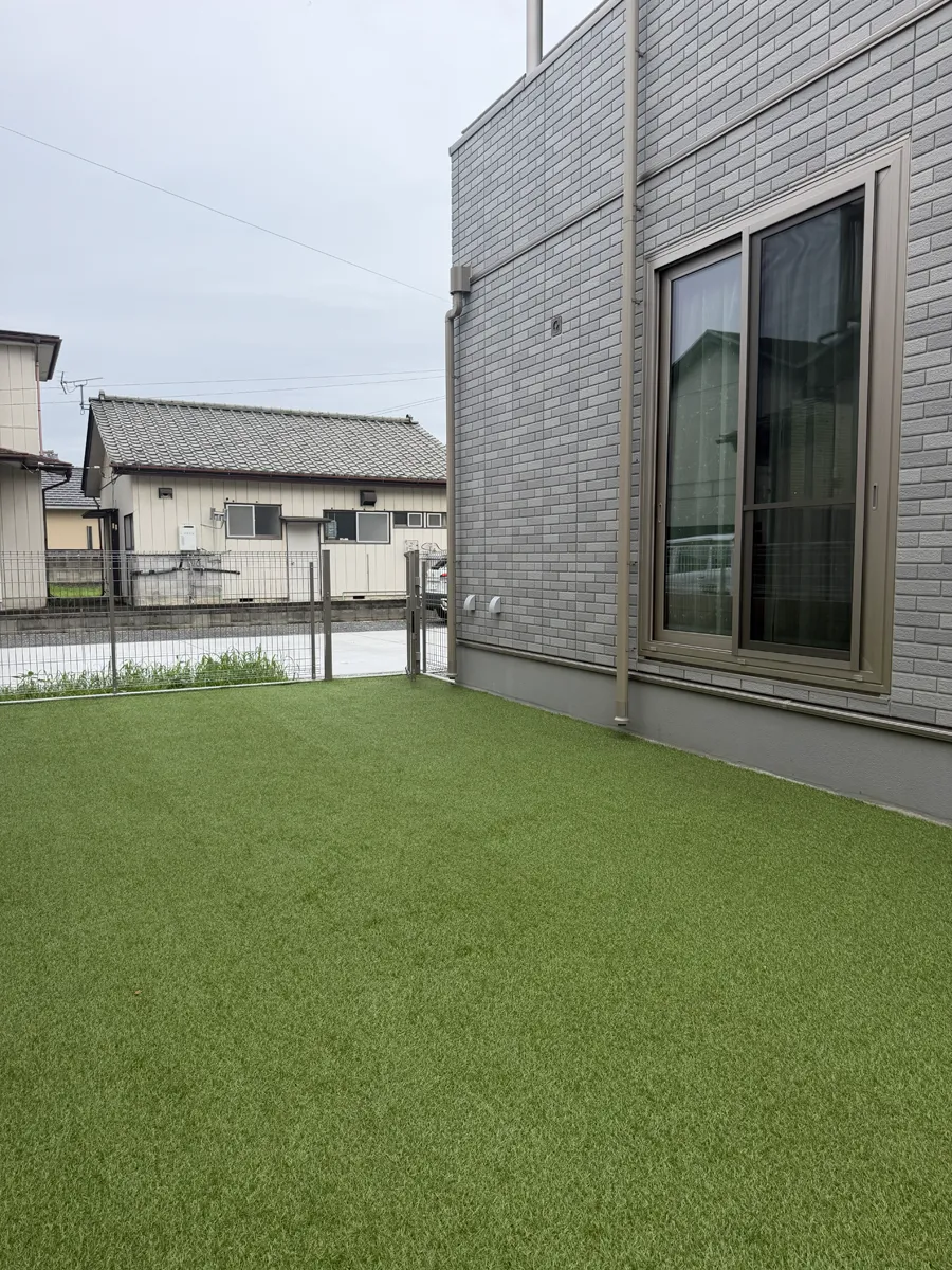 太田市外構人工芝の庭