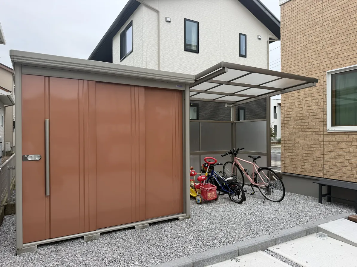 太田市外構物置とサイクルポート施工例